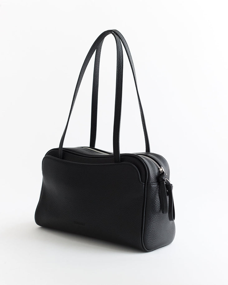 Maggie Shoulder Bag: Black