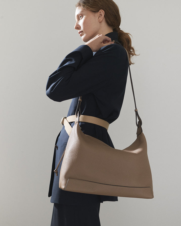 Lou Bag: Taupe