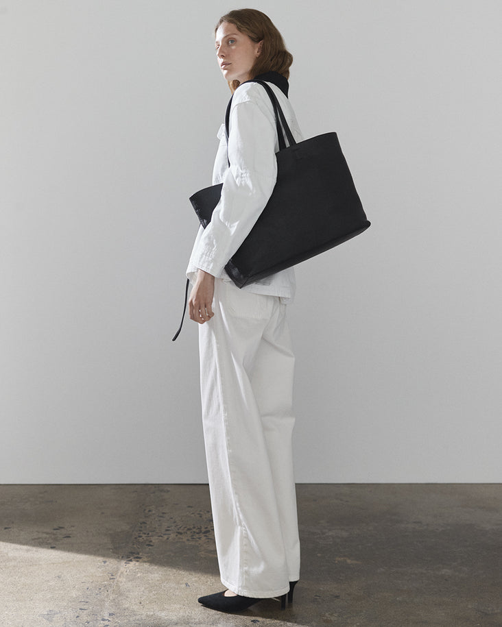 Teddy Tote: Black