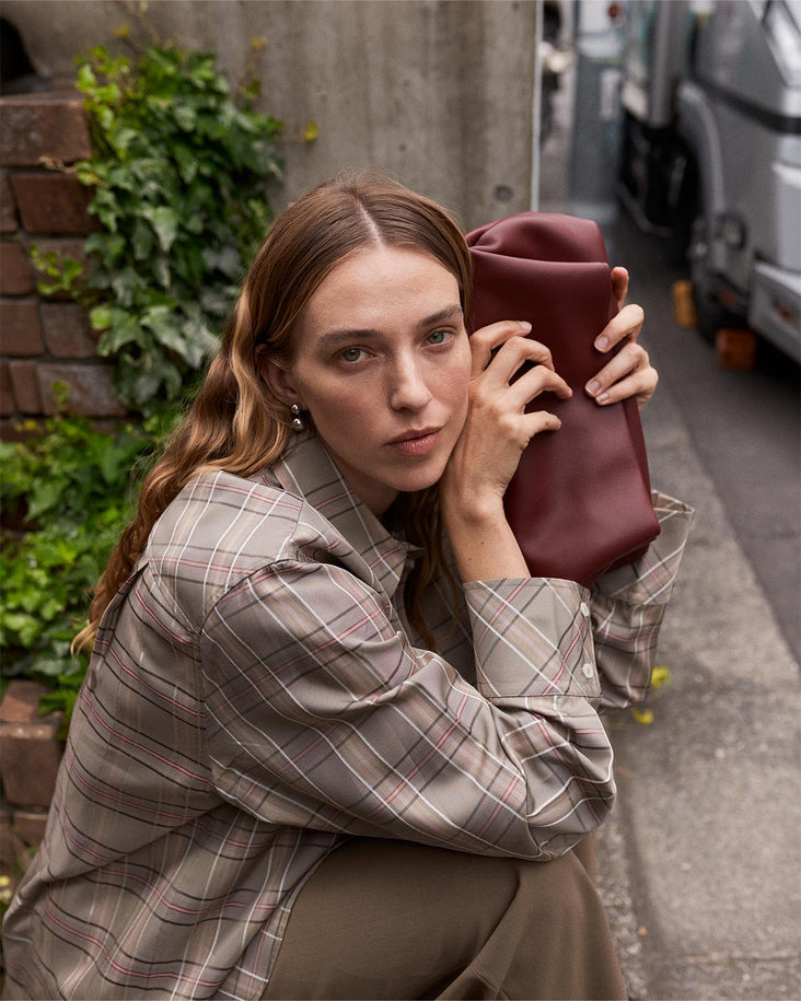 Benny Fold Clutch: Cedar Red