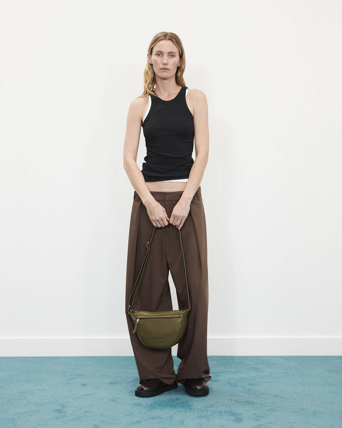 The Leather Sporty Crossbody: Olive