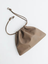 Fin Drawstring Bag: Mushroom