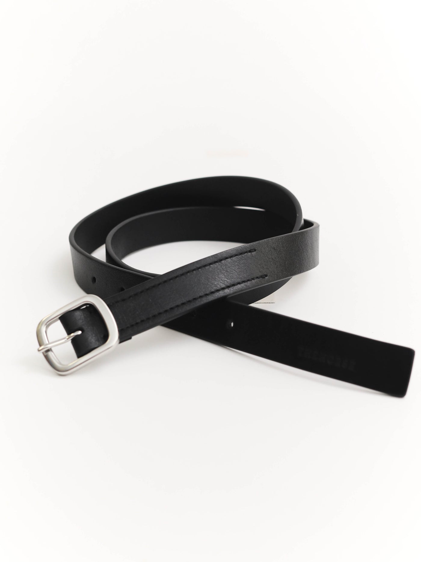 Classic Leather Belt: Black