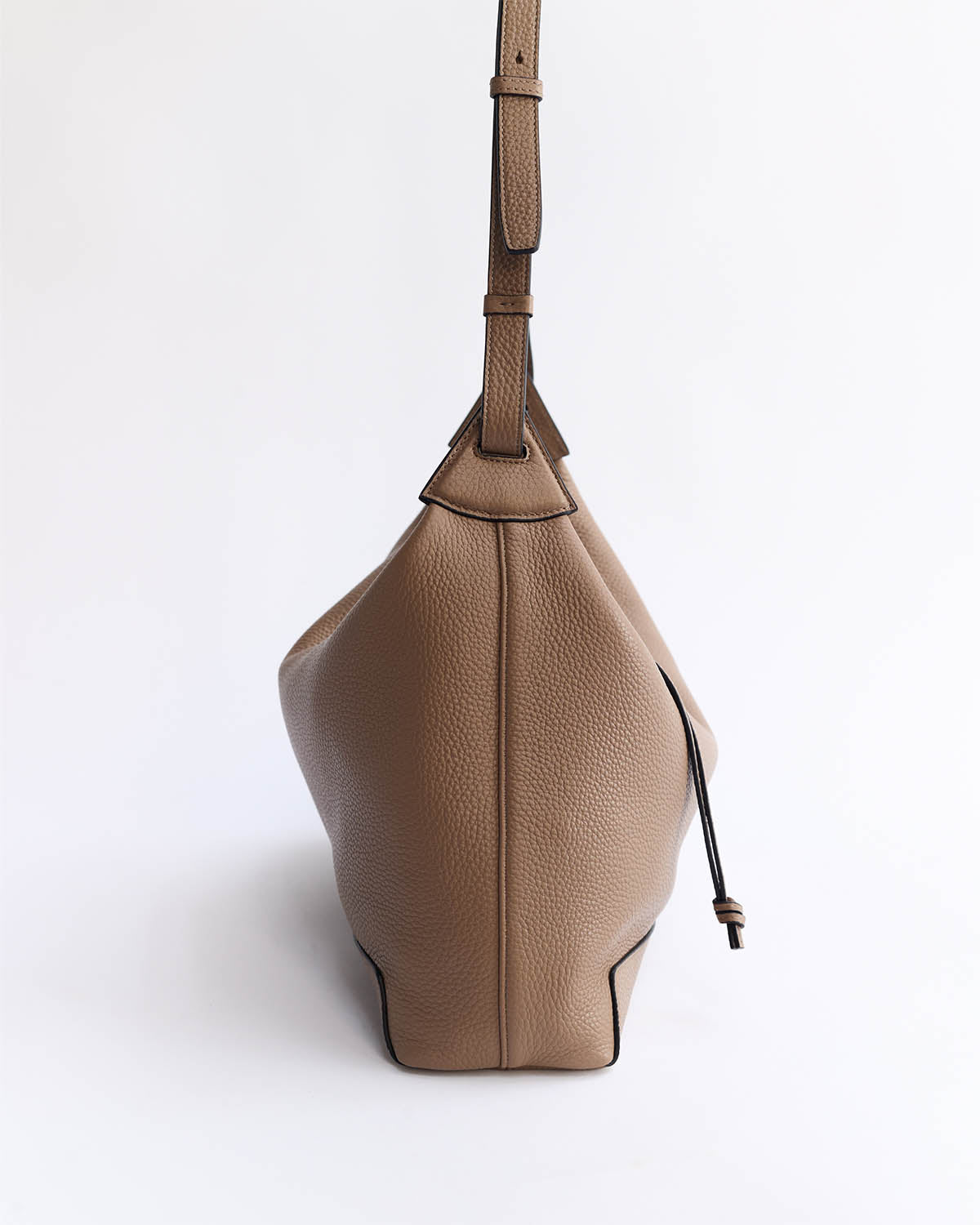 Lou Bag: Taupe