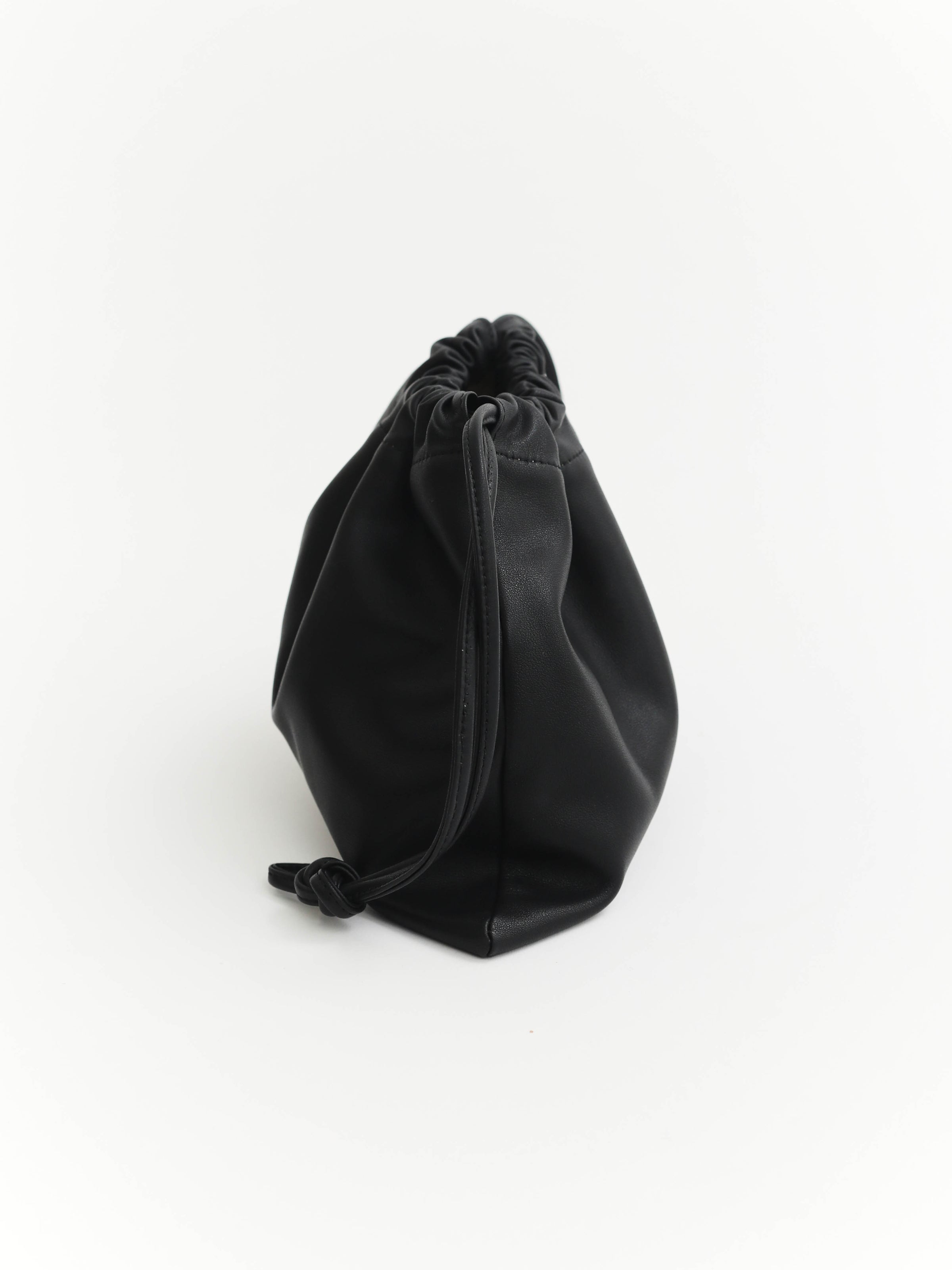 Fin Drawstring Bag: Black