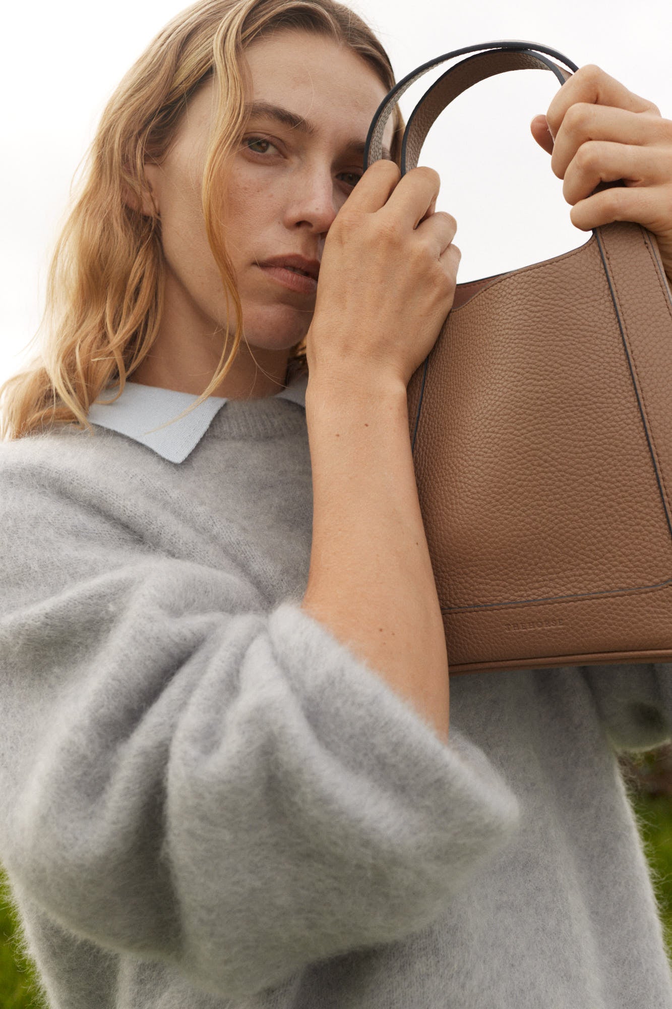 Alexie Tote: Taupe Pebbled Leather