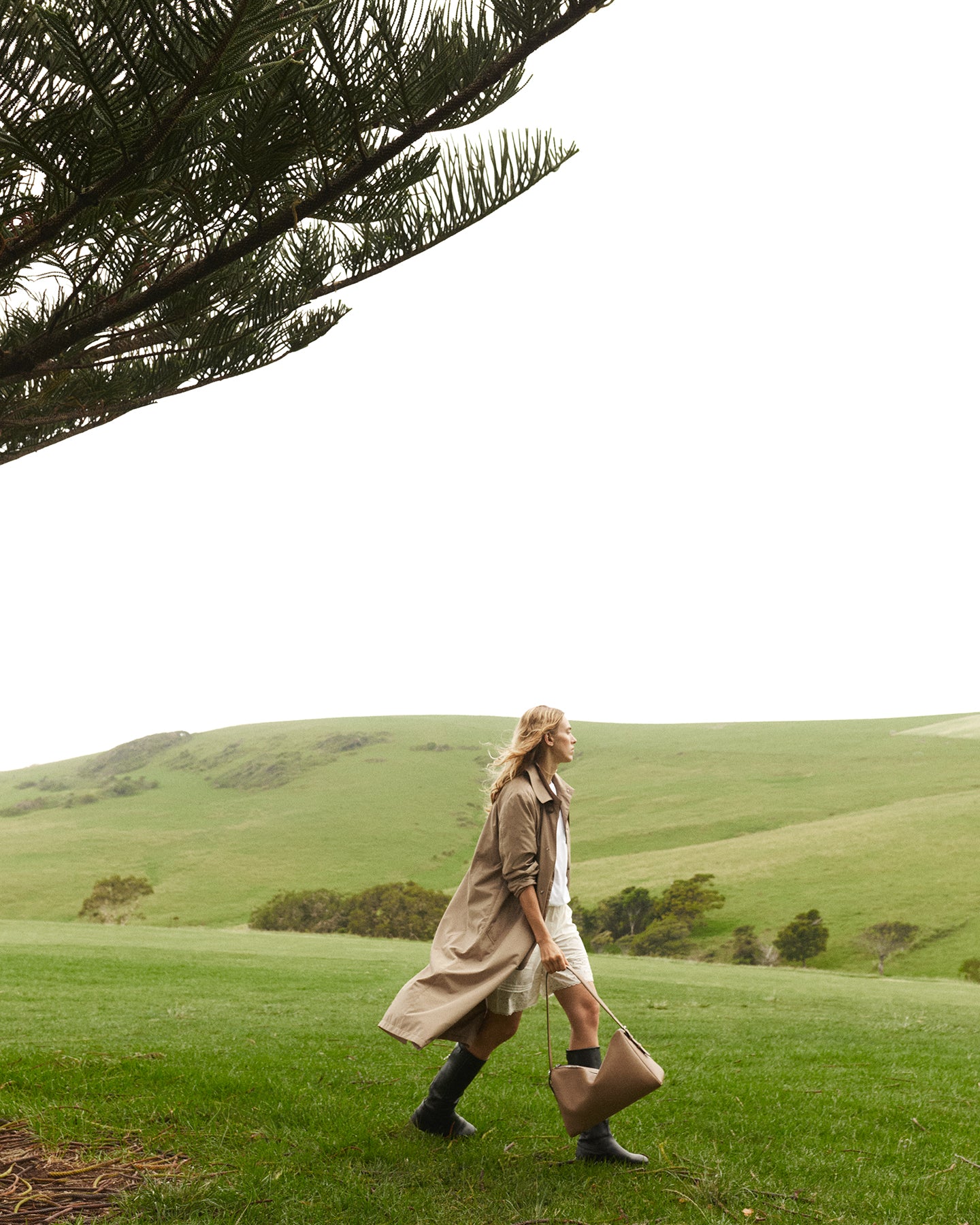 Lottie Handbag: Taupe