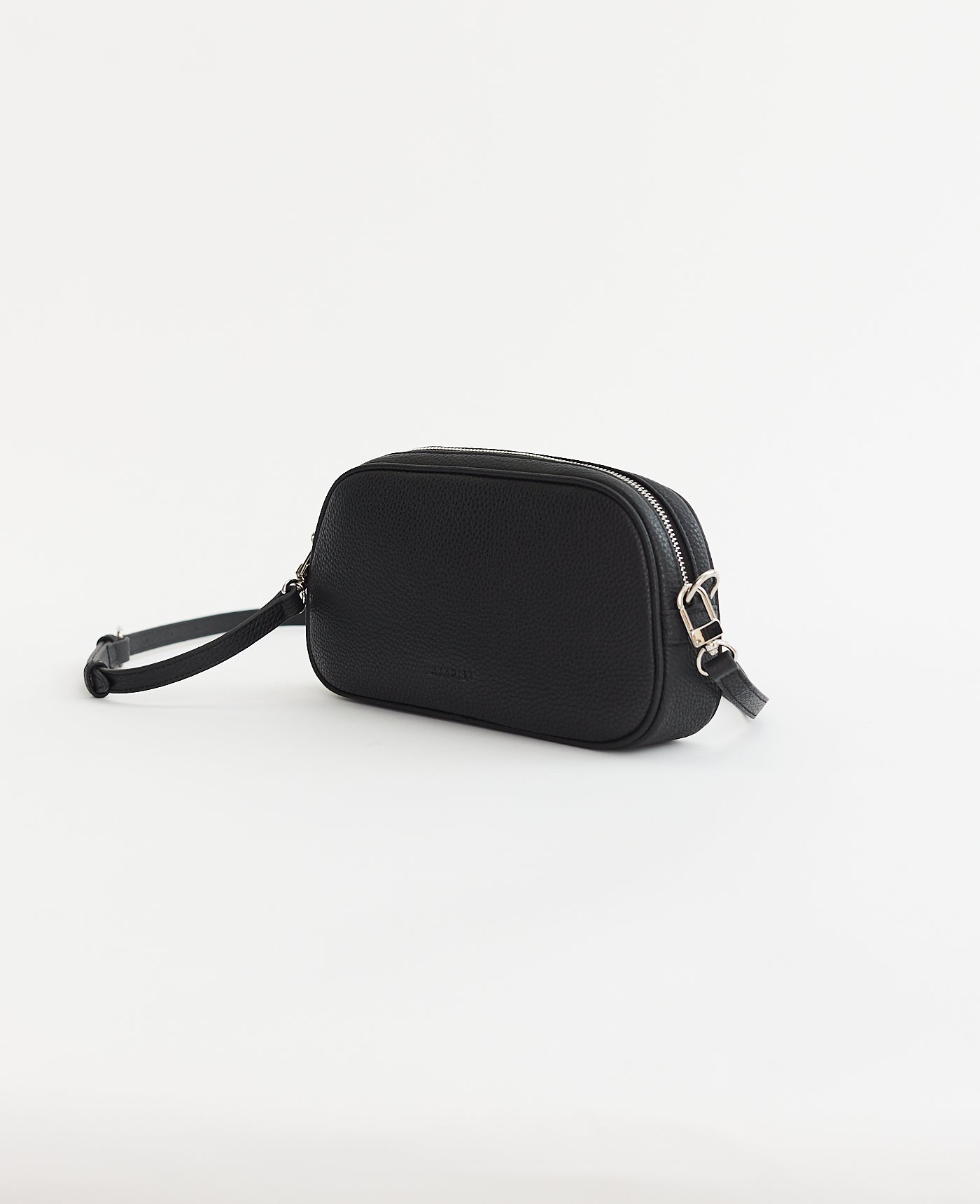 Wyn Crossbody Bag: Black