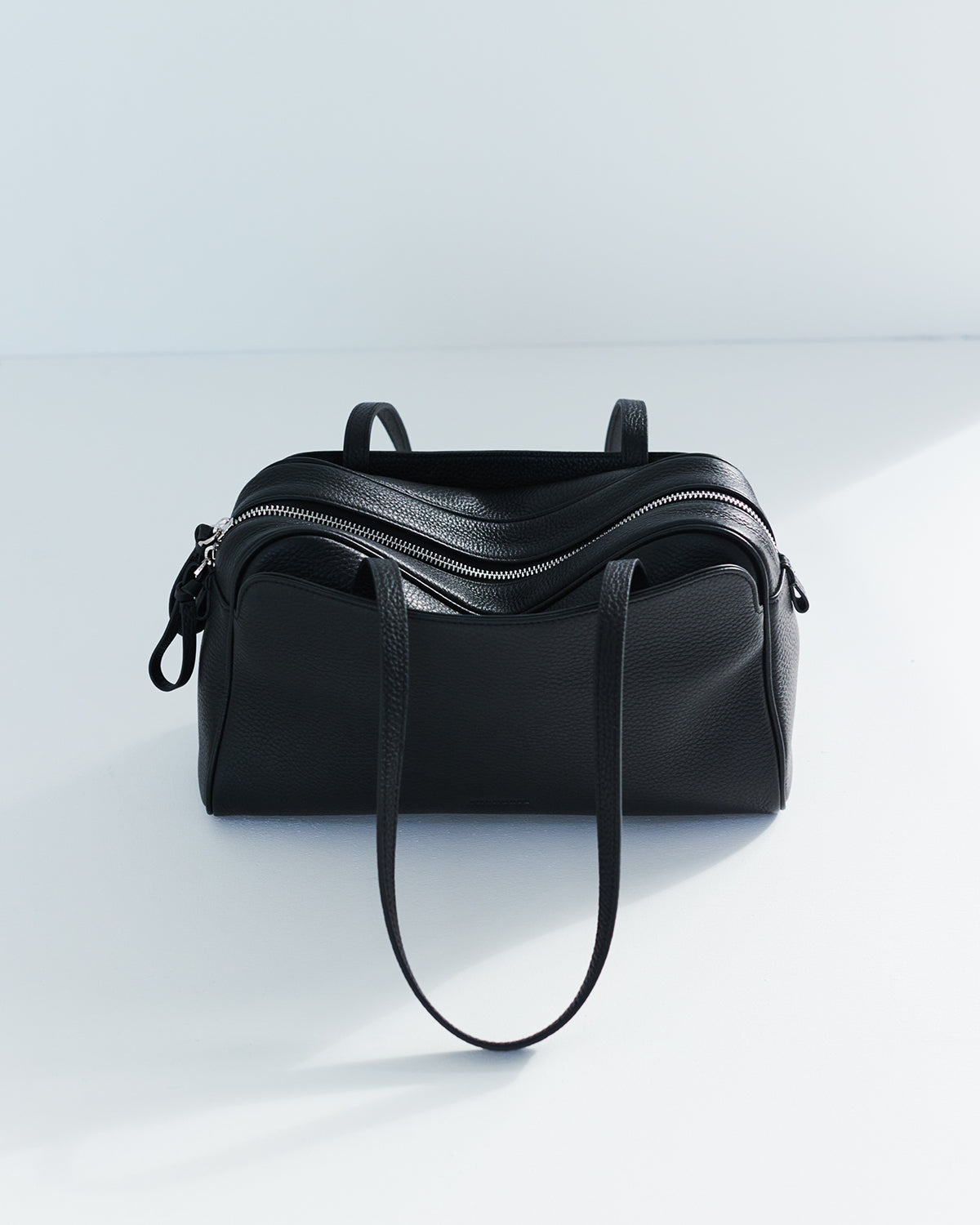 Maggie Shoulder Bag: Black