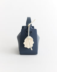 Shell Charm: Ecru