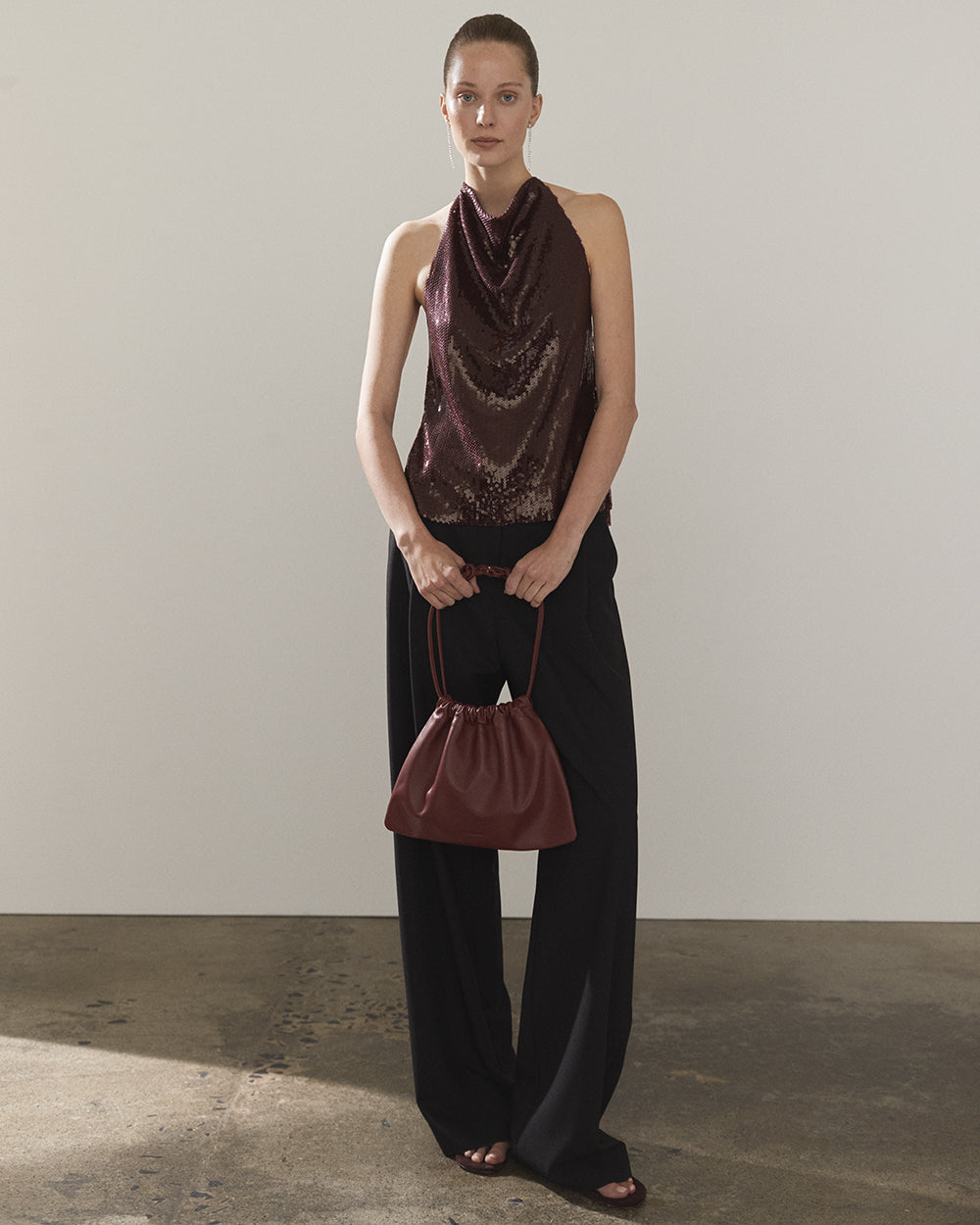 Fin Drawstring Bag: Cedar Red