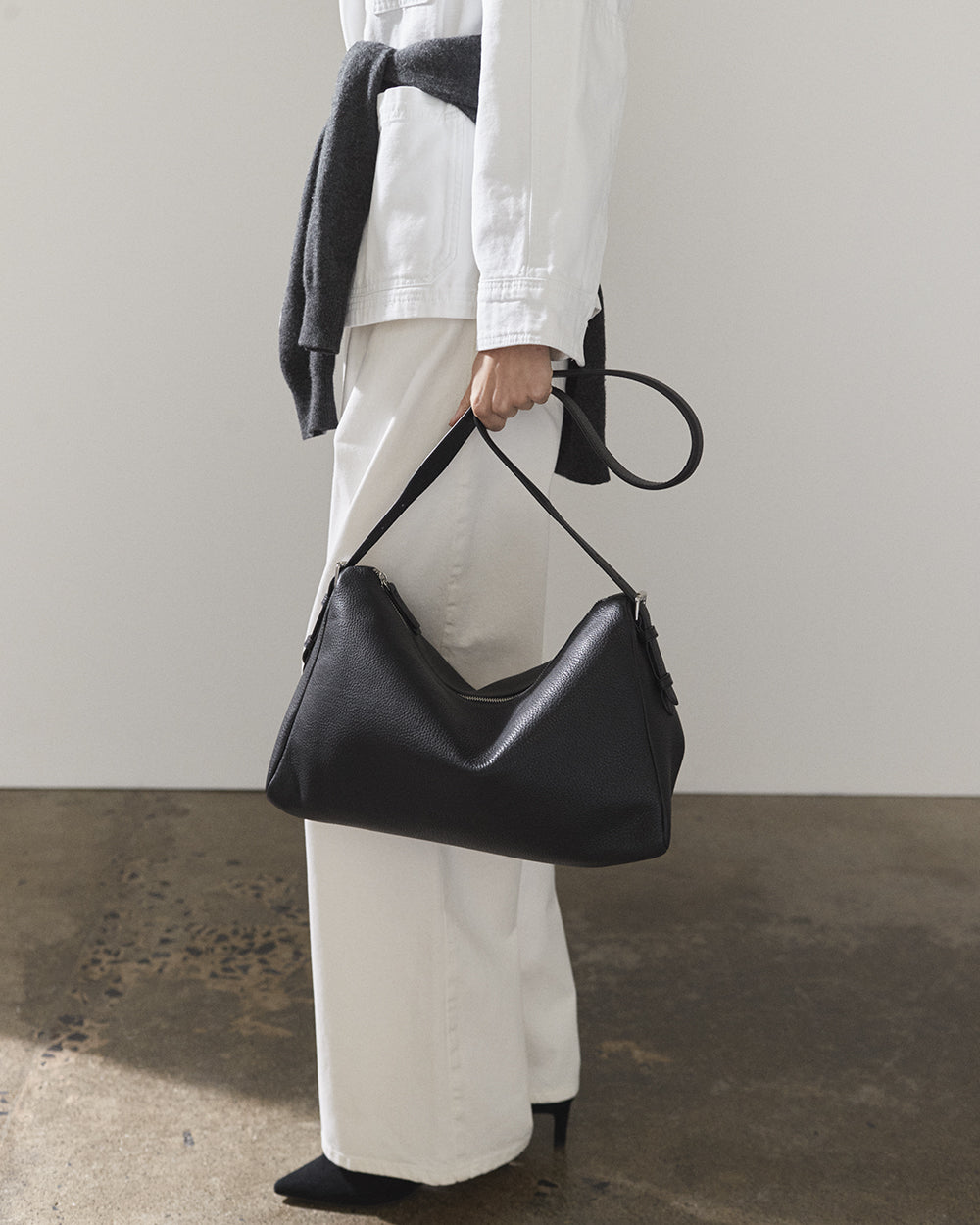 Lottie Handbag: Black
