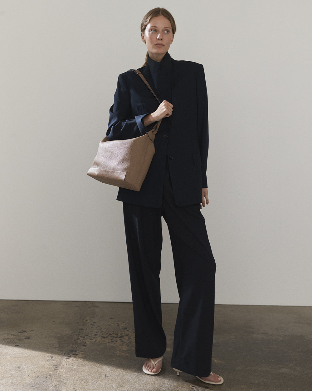 Lou Bag: Taupe