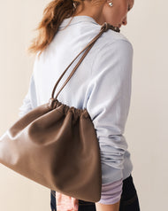 Fin Drawstring Bag: Mushroom