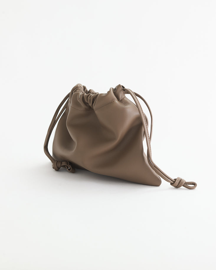Fin Drawstring Bag: Mushroom