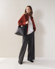 Large Daisy Bag: Black