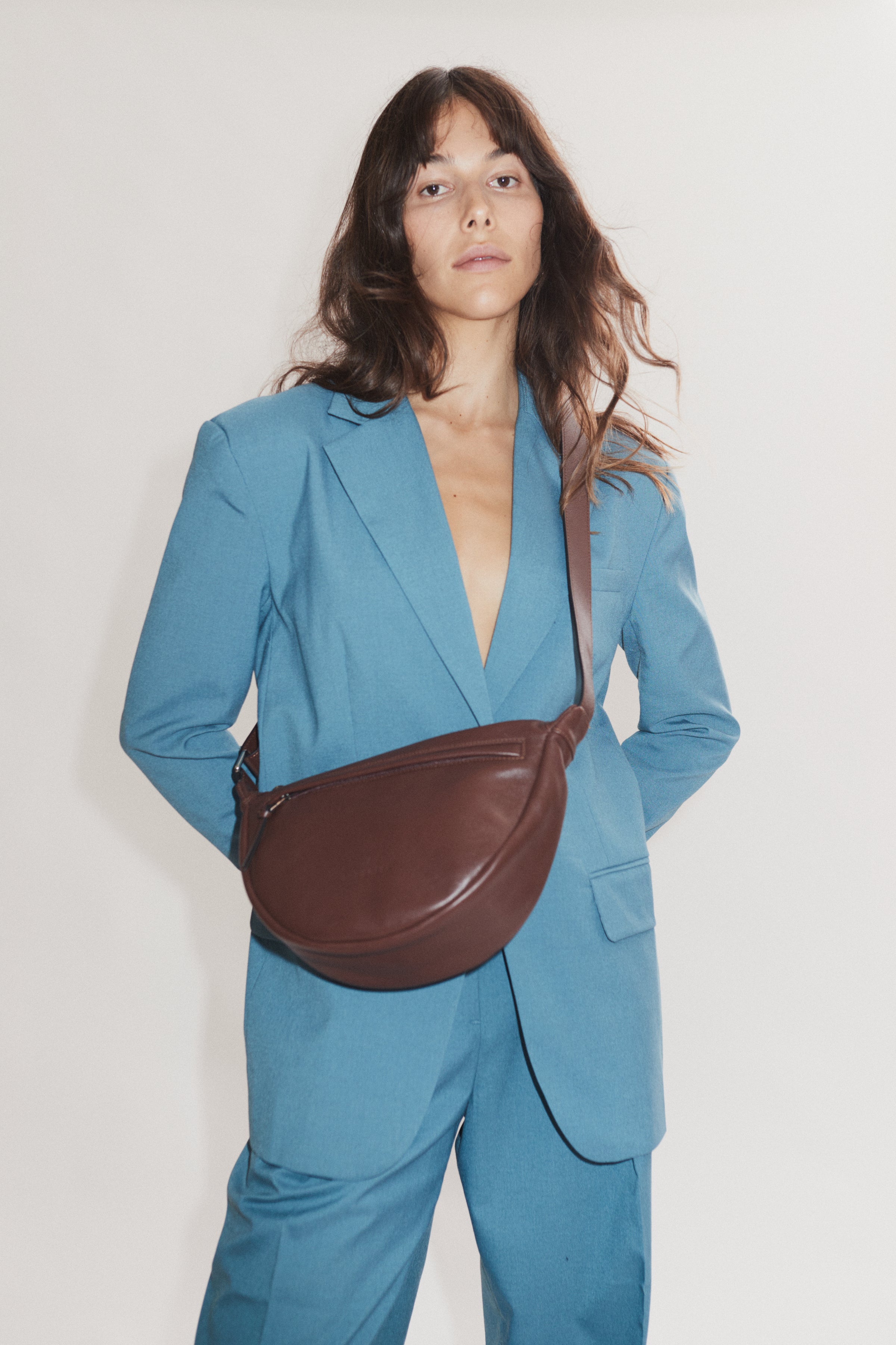 The Leather Sporty Crossbody: Coffee