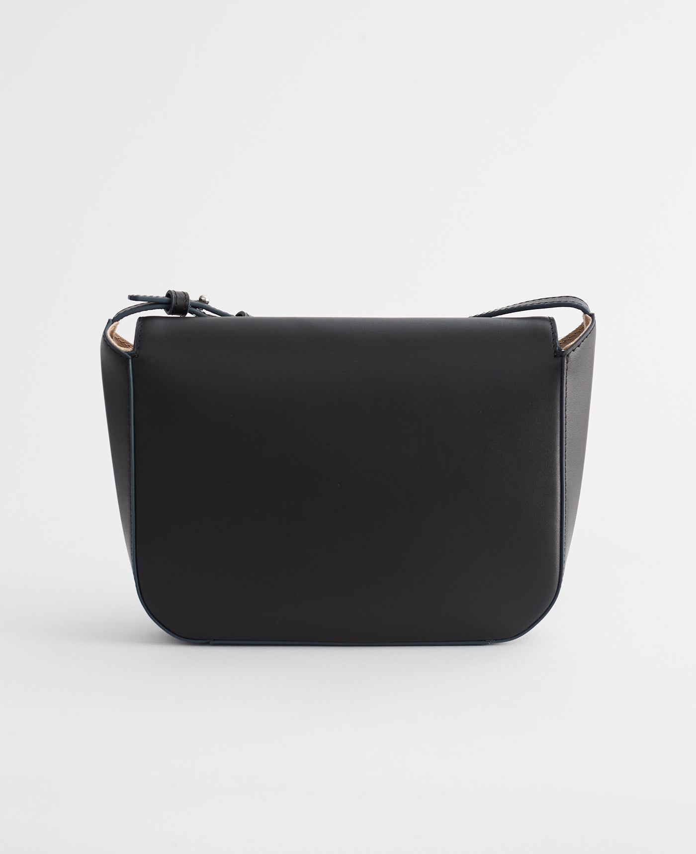 The Medium Remmy Bag: Black