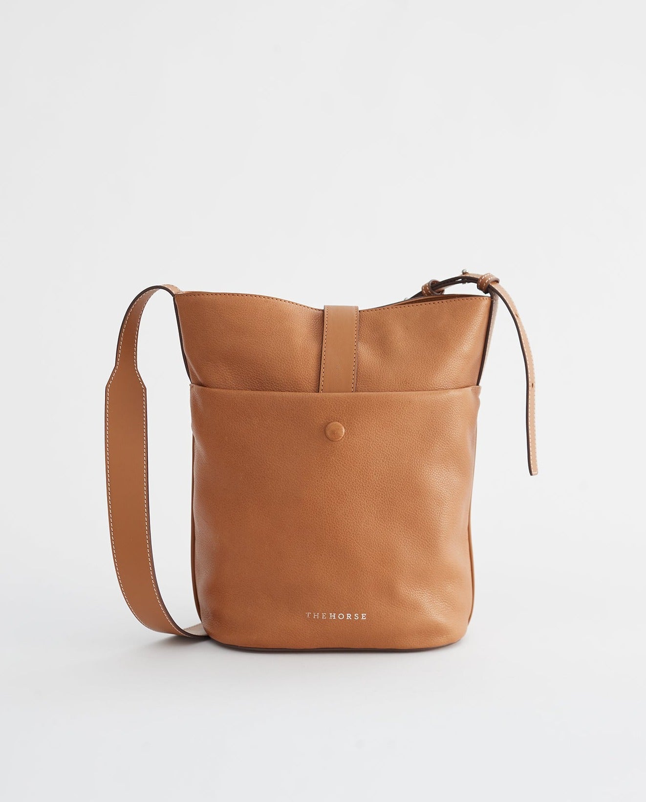 The Large Luella Bucket Bag in Caramel Leather by The Horse®