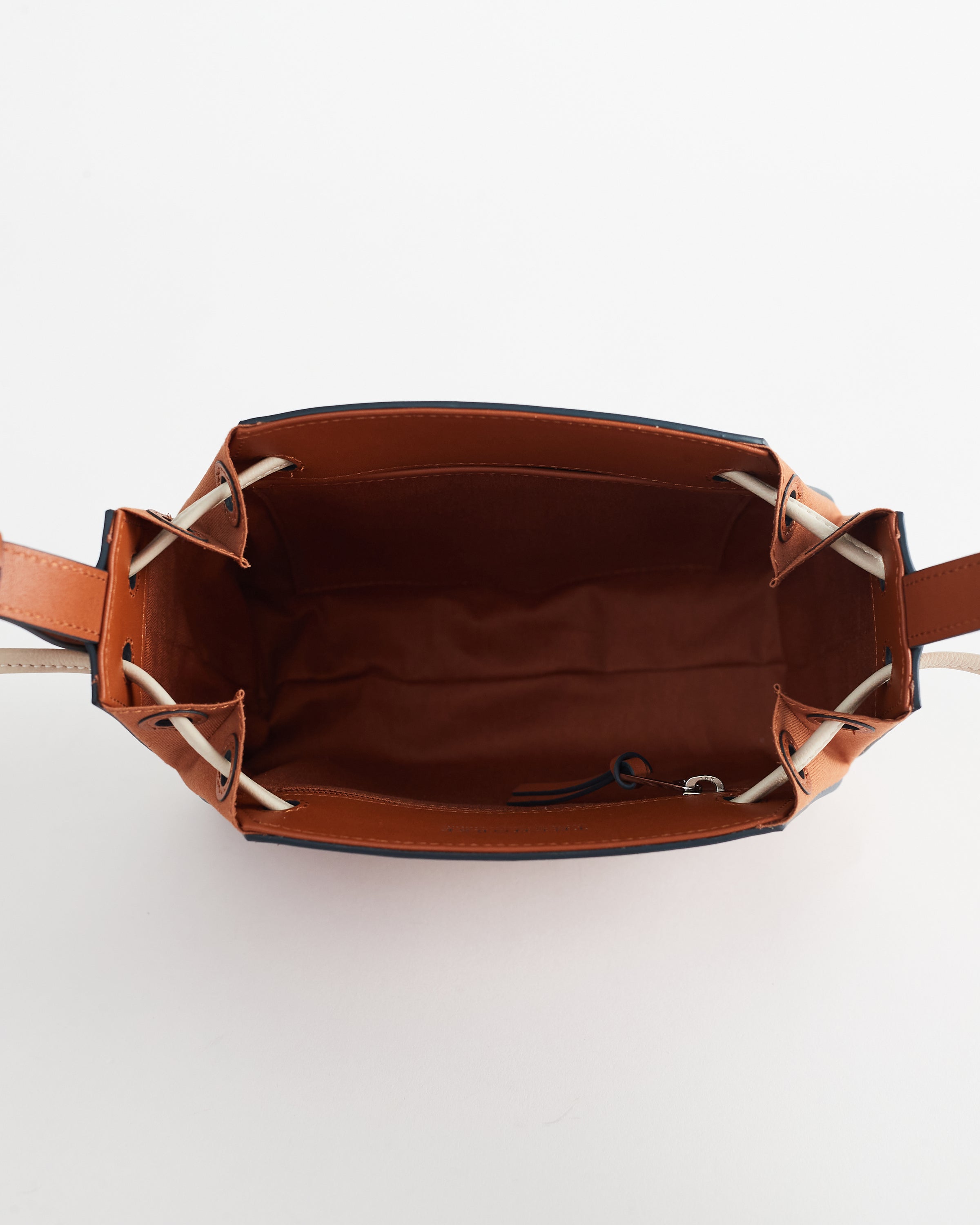 The Juno Shoulder Bag: Tan